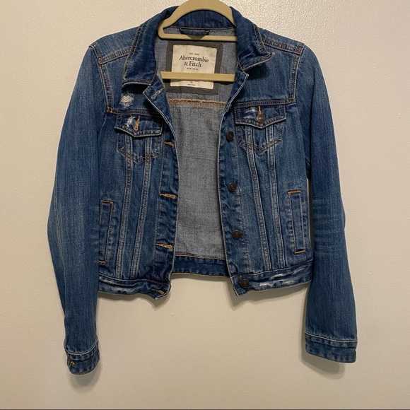 Distressed Jean Jacket - Picture 5 of 9